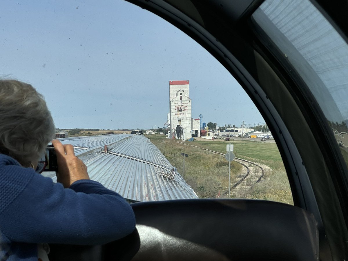 Lerg's tweet photo. Just finished crossing the Canadian prairies on The Canadian. Another day of amazing scenery. Onward to the mountains tomorrow. #TheCanadian https://t.co/hisawpQSkZ