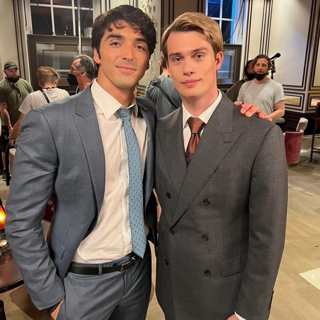 #ultimotweet amo vocês seus gays gostosos