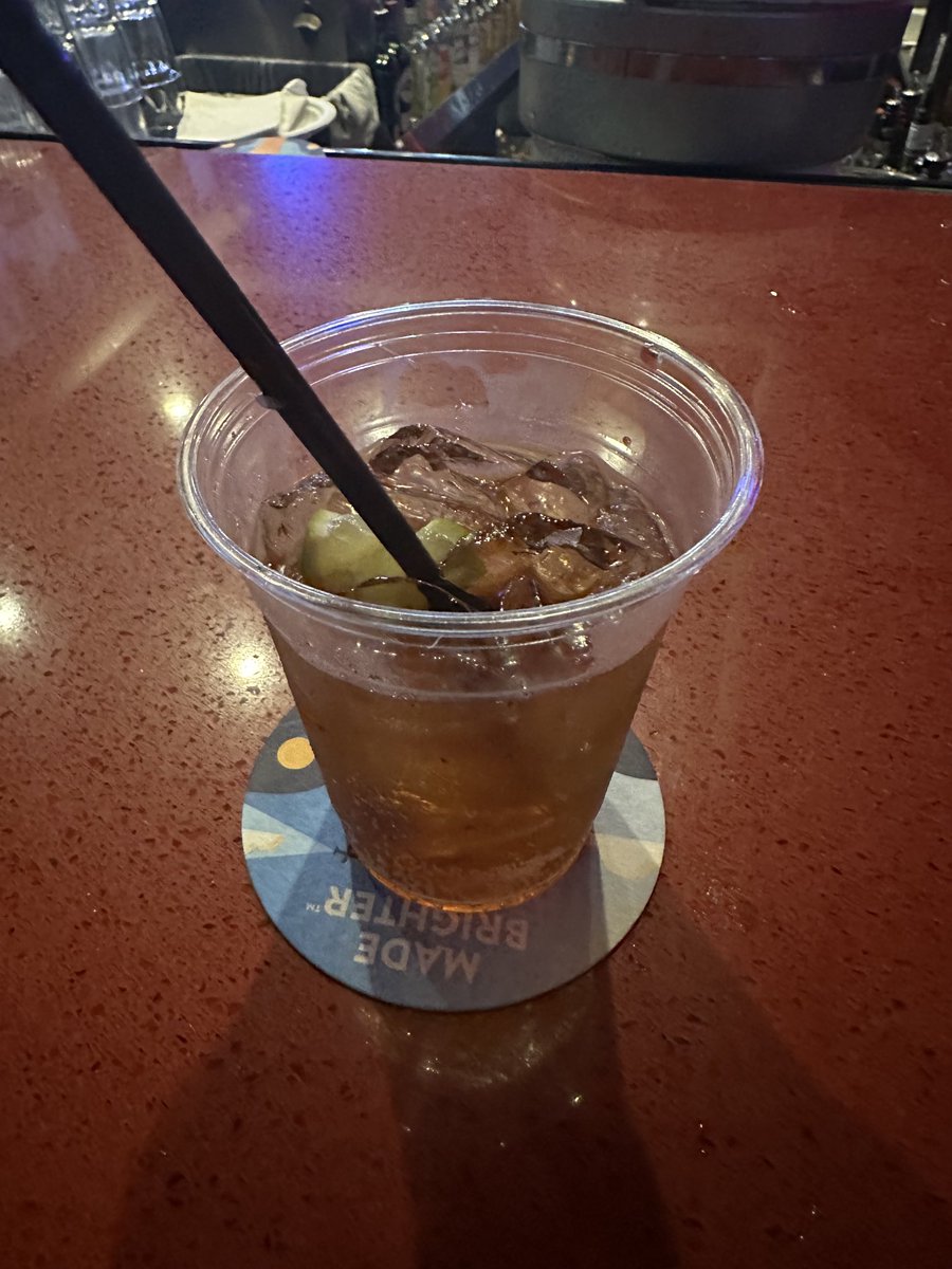 Ab_Soulutely's tweet image. Drink 3

#DraftNight #ImNotDriving 😂🔥