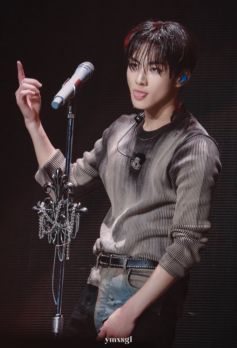 뿌 tweet media