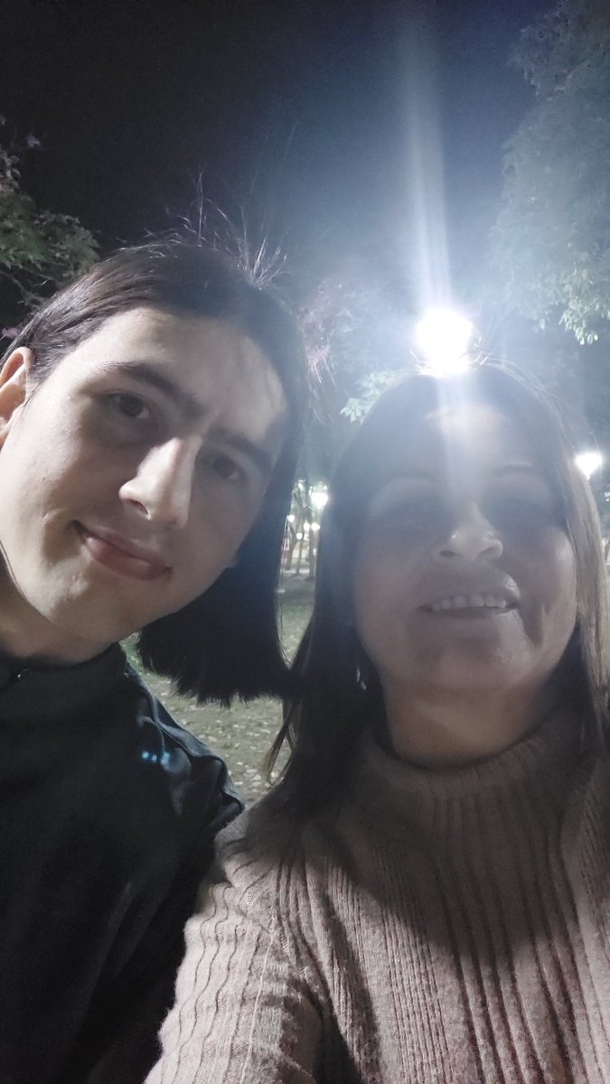 BEA #TeamSilFriends (@beaguar) on Twitter photo 