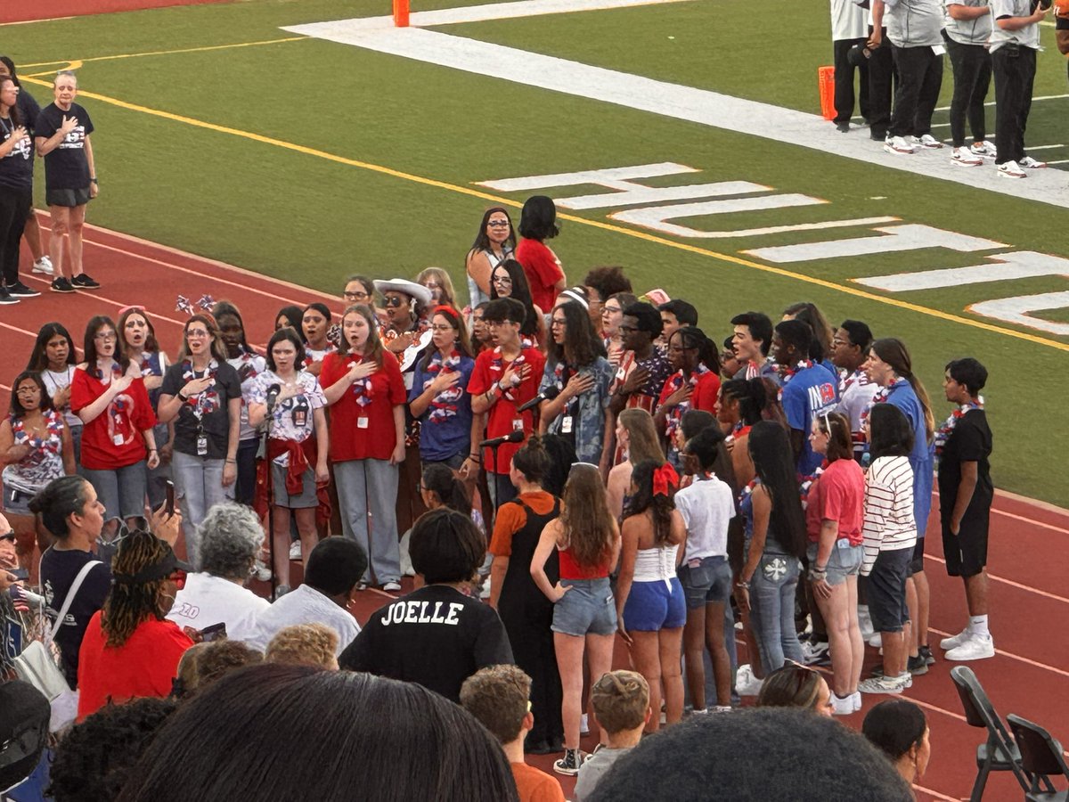 hipposcreate tweet media