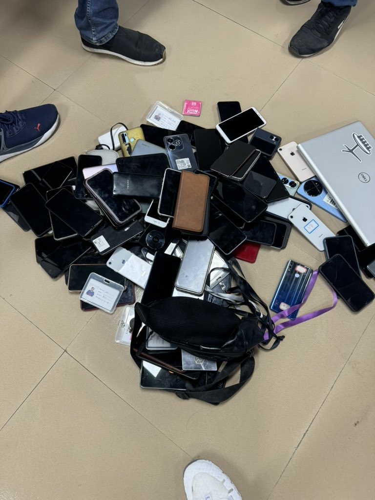 casio111921's tweet photo. Hundreds of Indonesians, Burmese, Chinese and Filipinos were found working in a scam farm in Tourist Garden Hotel in Lapu Lapu City, Cebu Province. https://t.co/D10ePu3ana