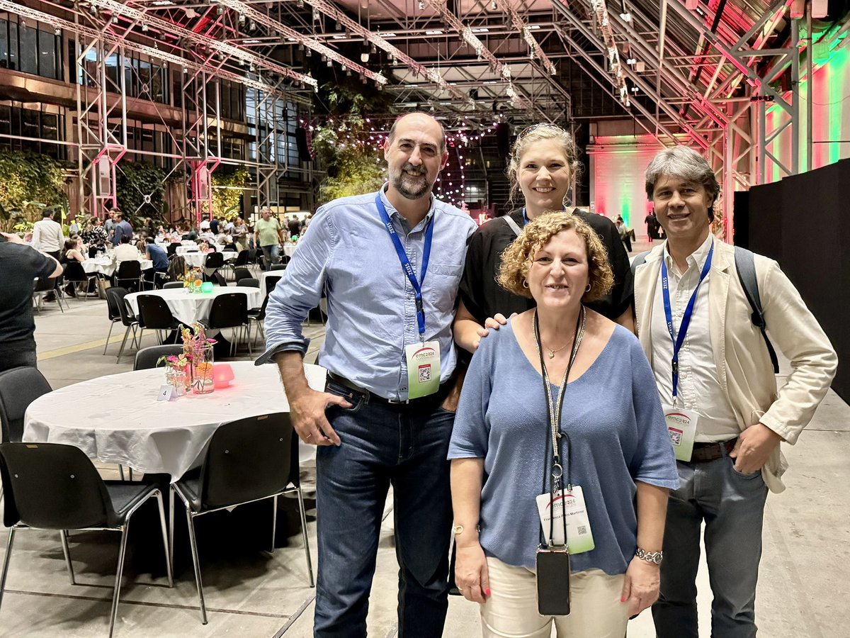 It was an incredible week at #EMC2024!  I have lost my voice, my head is swirling with ideas &amp; my hug quotation has been refilled. I ❤️ 🔬 🧑‍🔬 Thank you to the organizers for hosting us &amp; to all the speakers, poster presenters and companies for sharing their newest stuff with us!