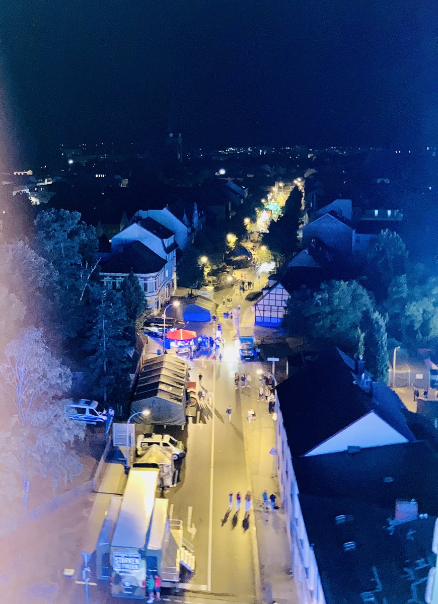 Heute der Zweiter Tag am Sachsen-AnhaltTag in Stendal in der Altmark. Der Regen von gestern ist fort. Was für eine schöne Einladung zusammen zu kommen. Es ist tolles vorbereitet ein Meer an Bühnen und Ständen wartet auf alle Besucher. Viel Spaß.