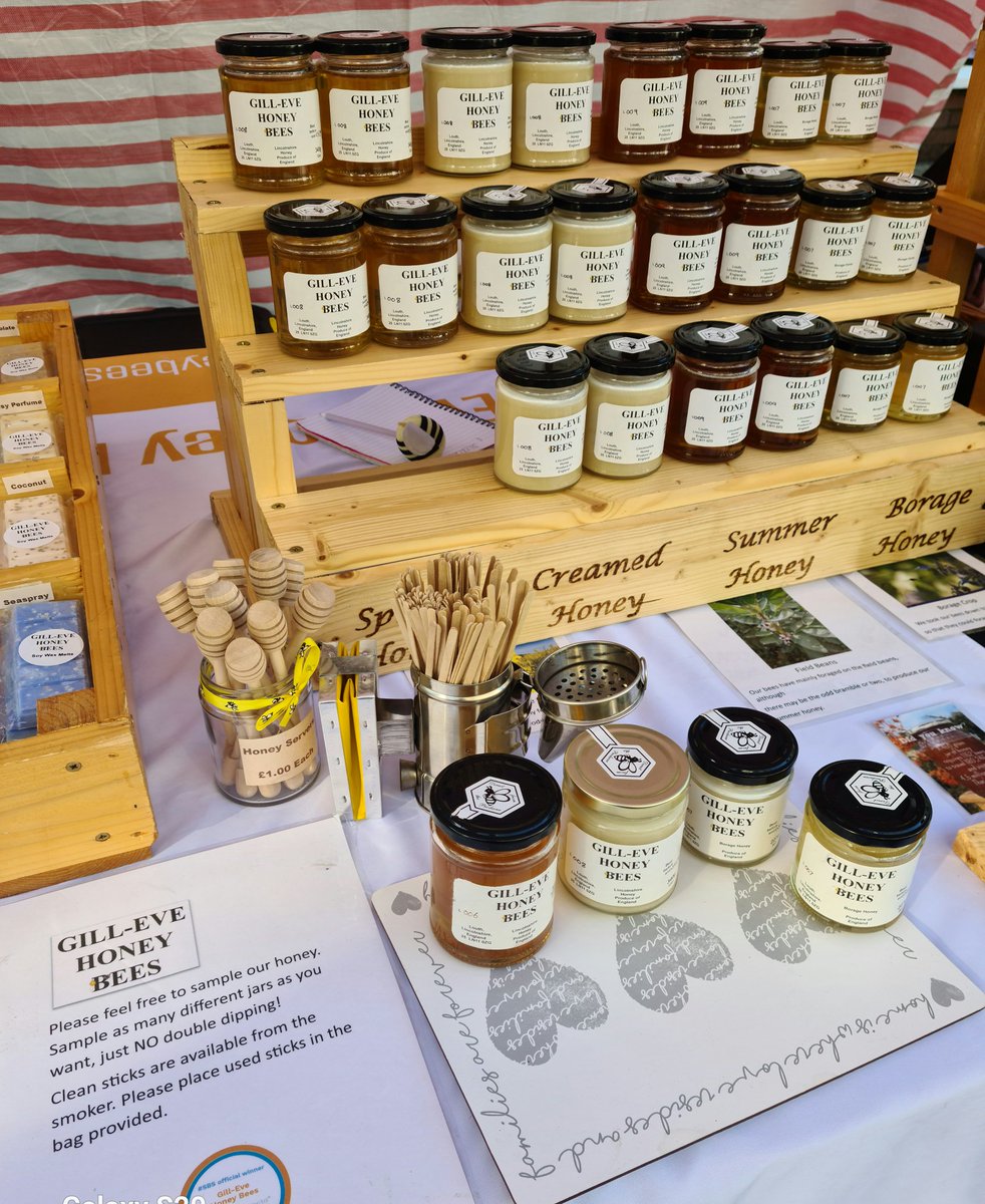 Gill-Eve Honey Bees tweet media