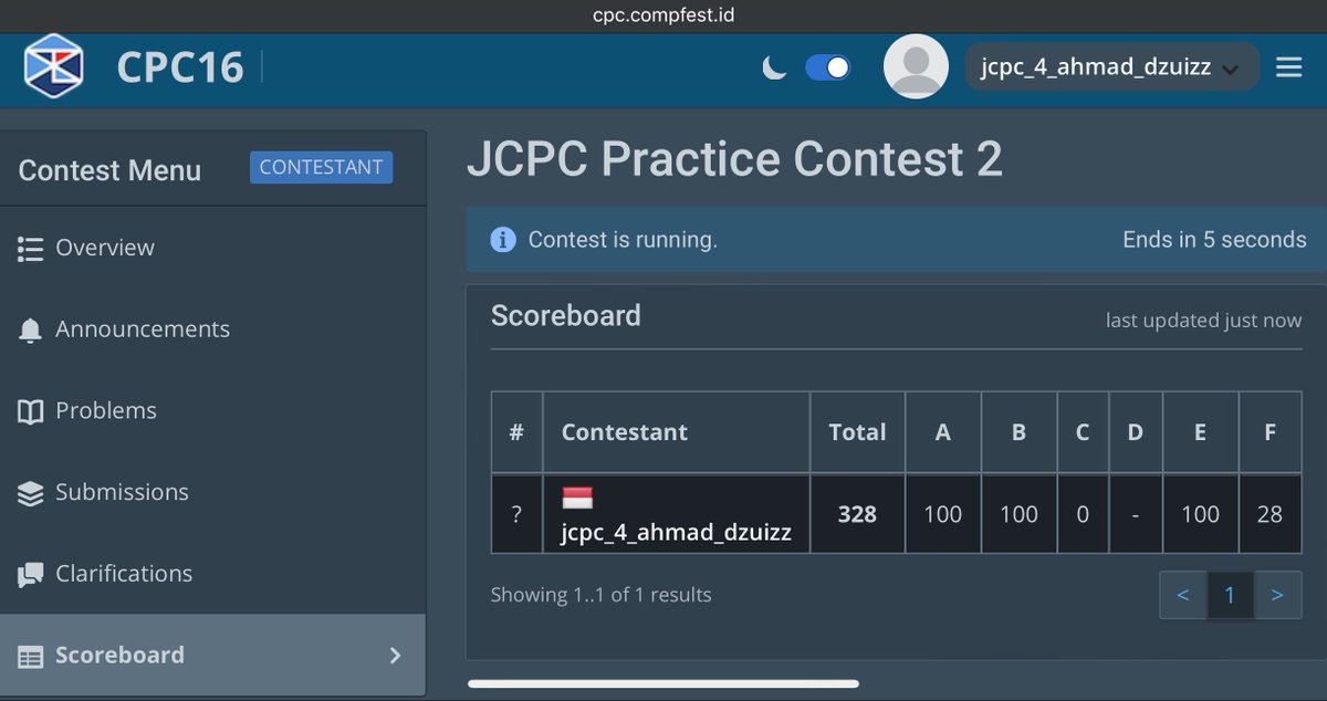 ainunnajib's tweet image. Ngetwit #CodingEverywhere lagi aja deh daripada tepi jurang 😂
Sambil nunggu yang belanja sale di ION Orchard, sambil Practice Contest @COMPFEST UI JCPC