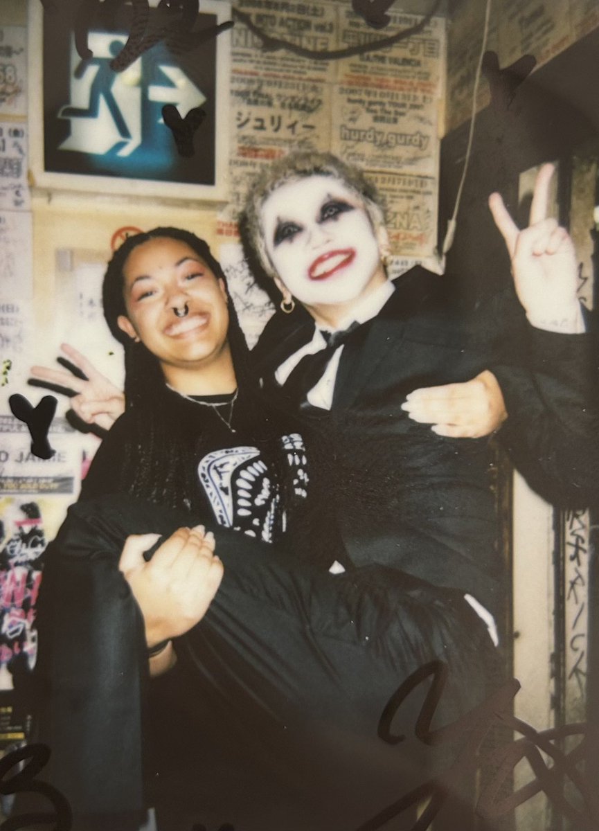 theoxluca's tweet photo. You vs your honmei 🦉

I’ll never forget when I told him I was a powerlifter and he asked him I could pick up up and I literally lifted this dude off the floor with ease 😭 https://t.co/3DJaUoDTjE