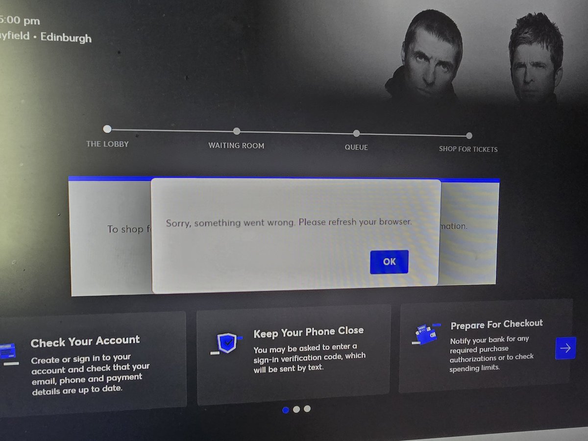 Spent an hour in a que to join another que for it to crash 😂😂 I should have stayed in bed. Guess I'm buying re sale tickets :( #Ticketmaster #oasis