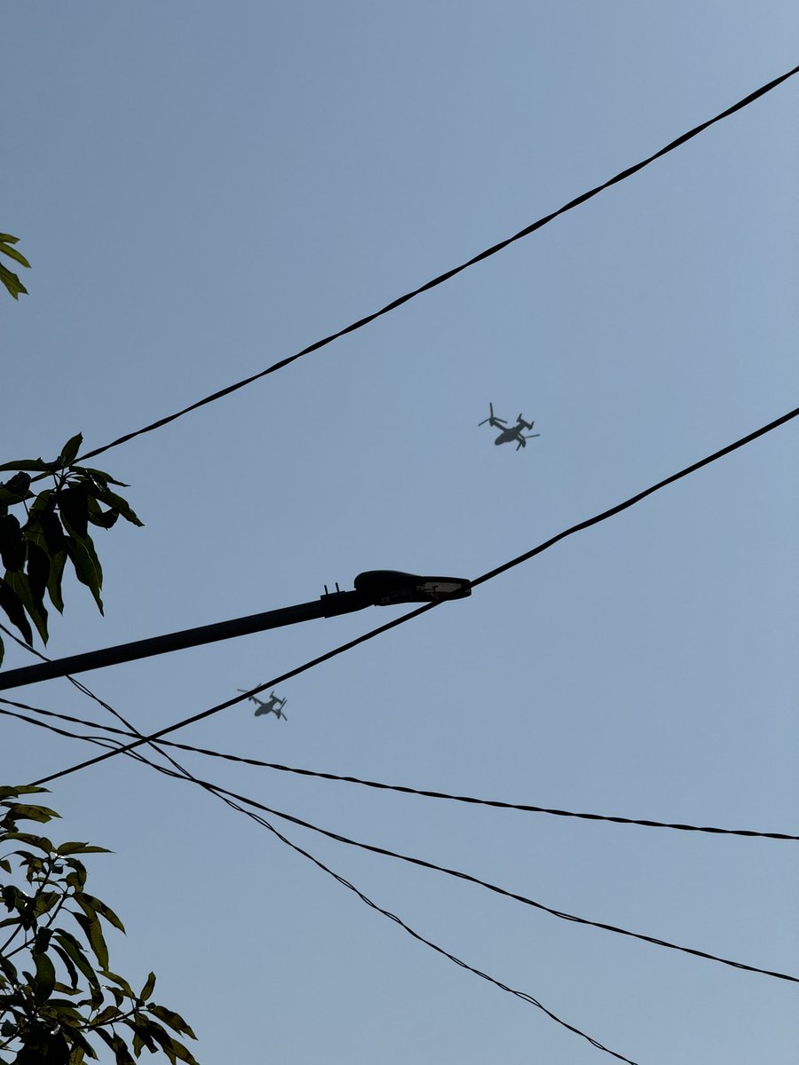 iDEOwen's tweet photo. Wow V22 Osprey at Rungkut Surabaya #v22 #osprey #v22osprey #surabaya https://t.co/4TSeuTBr4e