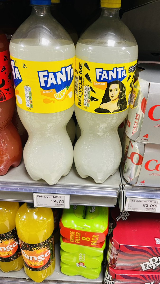 ab_FinTech's tweet image. My goodness £4.75 for fizzy pop, in a local retailer, it must be hot 🥵