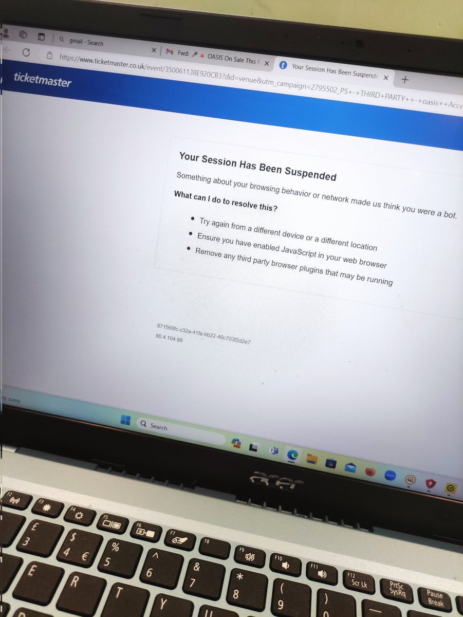 ElynHannah's tweet photo. No @TicketmasterUK I am not a bot, just refreshing the same bloody buttons 😡 https://t.co/bYUmjRaiuz