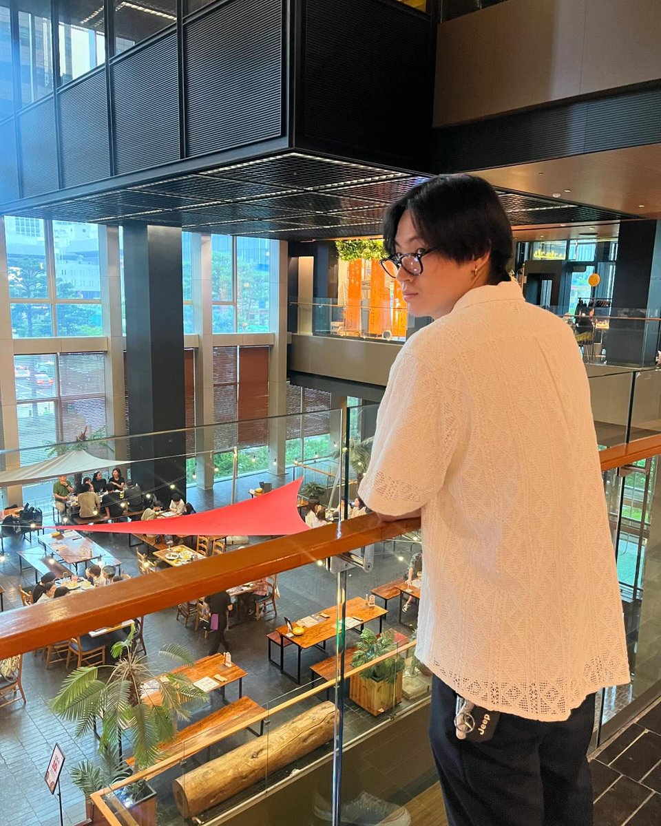 poonniez's tweet photo. ฟีลถ่ายรูปให้แฟนที่คาเฟ่ แฟนมากกกก โครตเทสแฟนหนุ่มเลยย 🫶🏻🫶🏻🩵🩵🩵

#JAYB #제이비
@jaybnow_hr https://t.co/OgIO6eDrZ8