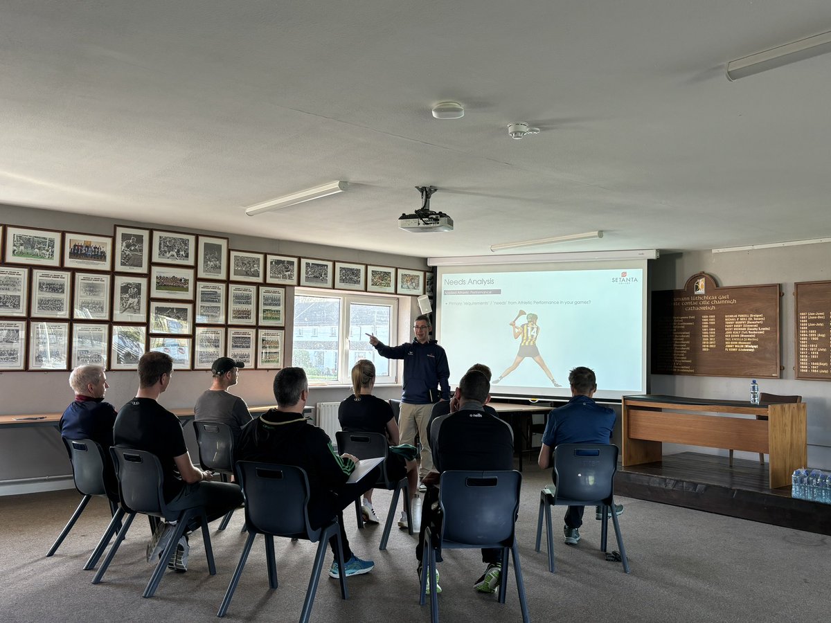 Great to have professional performance coach <a href="/DavidDrakeCoach/">David Drake</a> in <a href="/KilkennyCLG/">Kilkenny GAA</a> this morning focusing on 
coach development. <a href="/SetantaCollege/">Setanta College</a> 
#bettercoaches #strongerclubs #earnyourstripes