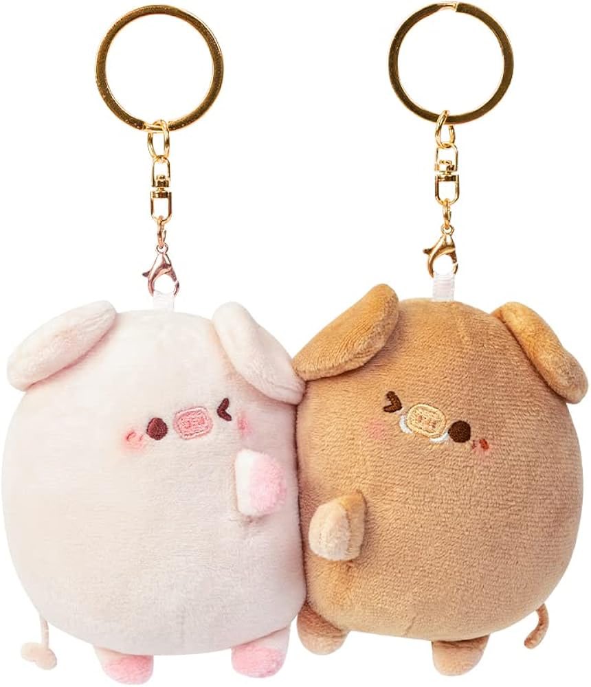 gaybieee's tweet photo. @Sugary_Carousel have you ever considered doing keychain plushies? like mini plushies of your characters on keychains? https://t.co/wMkaaGGCOC