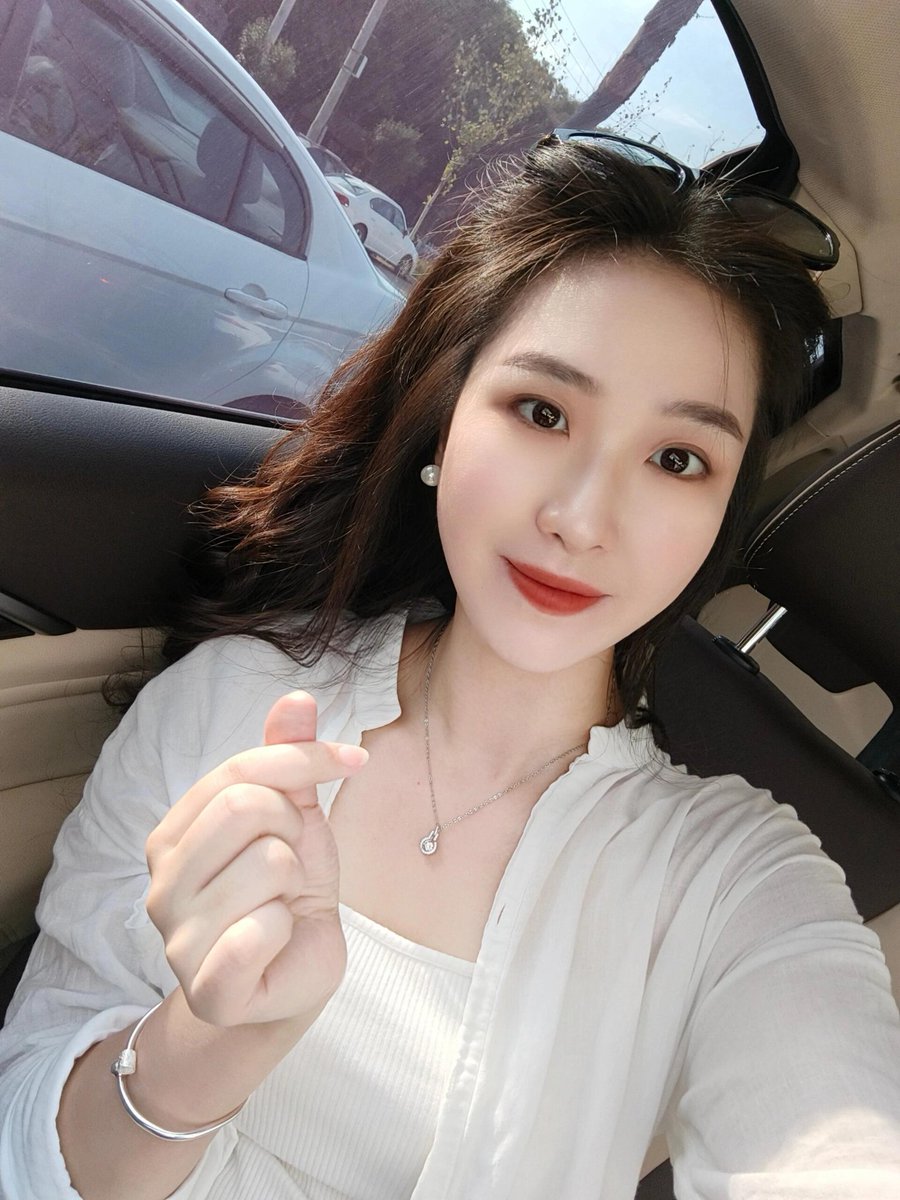 比心🫰🏻 https://t.co/RkwLDjpBxh