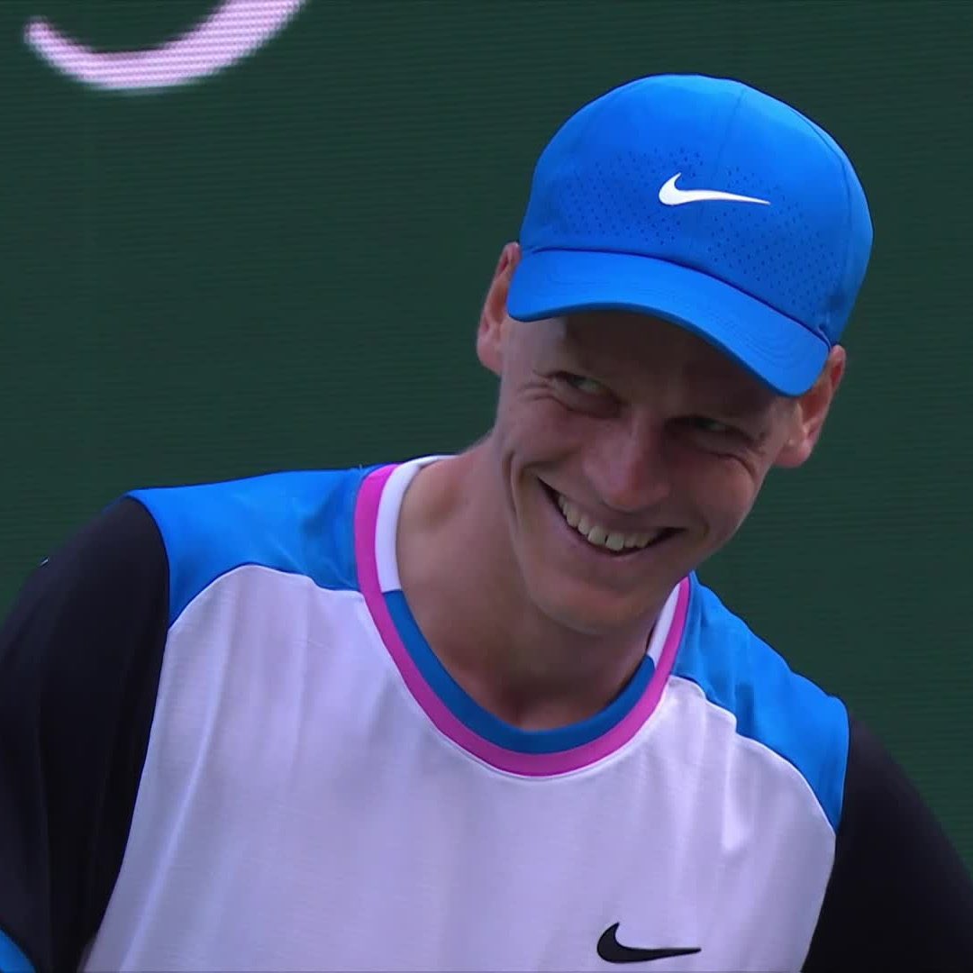 TheTennisLetter's tweet photo. Jannik Sinner fans when they wake up to the news that Alcaraz &amp; Djokovic are both out of the US Open draw https://t.co/kcNc9YynTg