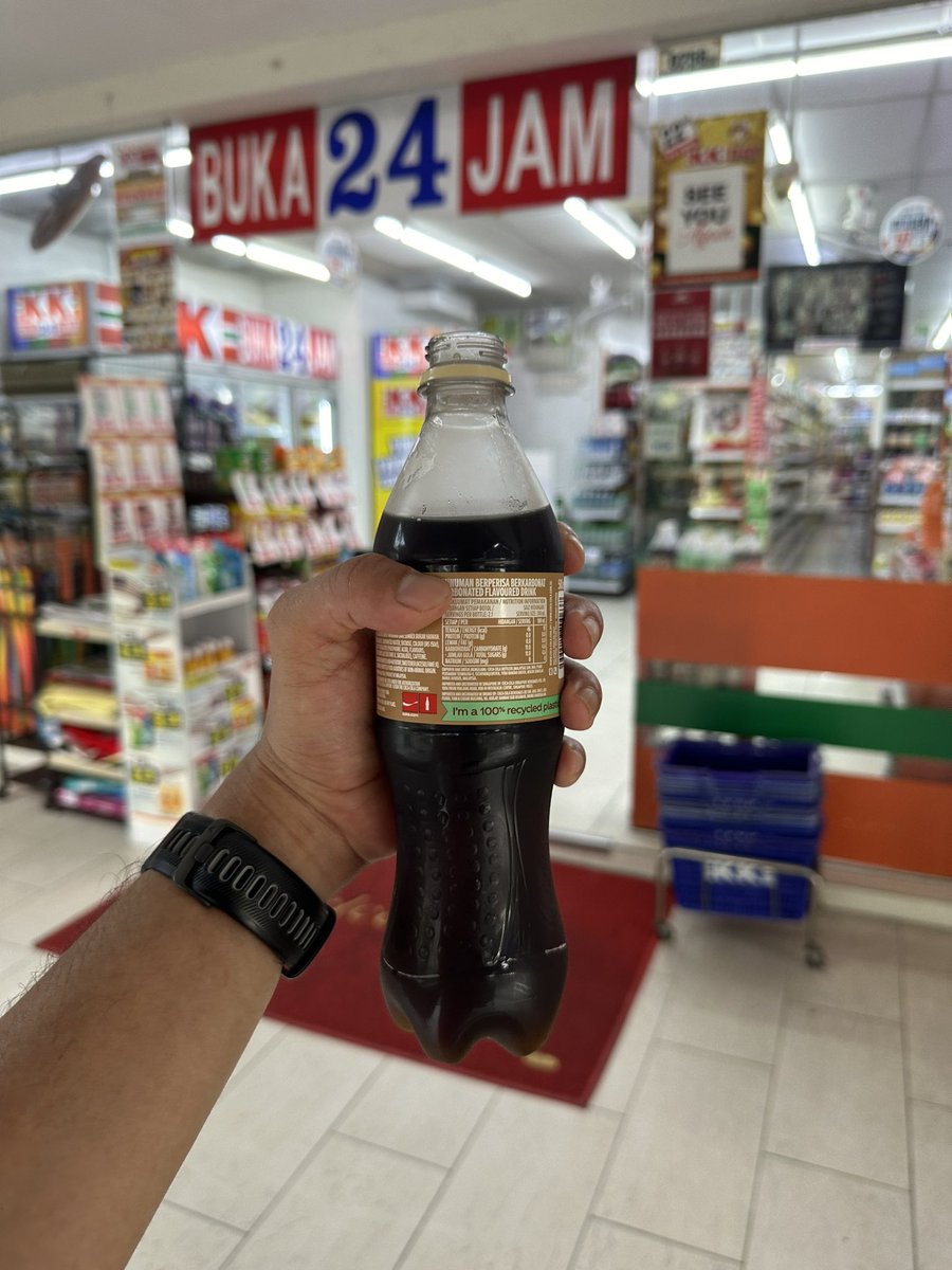 nazmihalim_'s tweet photo. Runstreak day 610 - Weekly long run
Merdeka LSD 31.08 KM. Salam kemerdekaan yang ke 67 buat negaraku Malaysia tercintaβ€οΈπ²πΎ
W11D6
#MenujuKLSCM
#keepgrinding
#beatyesterday https://t.co/2cqxLkAkBc