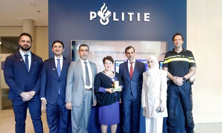 AlignMediaME's tweet photo. NEW Smart Police Station in this European country. Find out more below:
https://t.co/0pjSma95lT

#Netherlands #Utrecht #Police #DubaiPolice #UAE @DXBMediaOffice #Technology #Station #AlignMedia #AlignwithME https://t.co/VcRPVGlJ1B