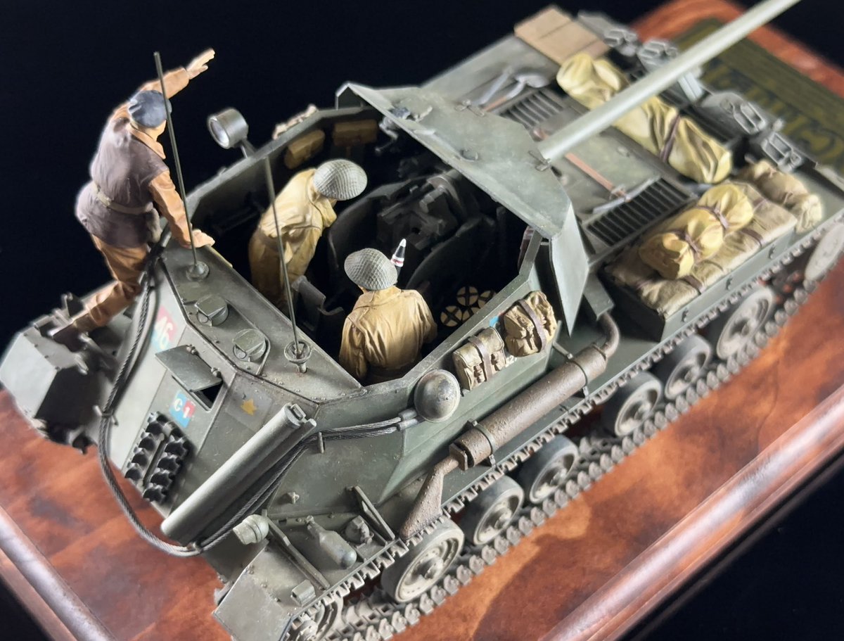 10zibutton's tweet photo. タミヤ「対戦車自走砲アーチャー」完成！
久しぶりのAFVで楽しく作れました♪
ほぼノーマル組みで、車外積載品を載せただけですが、大満足の完成度です。
#タミヤ 
#プラモデルライフ https://t.co/5mwgyszpl6