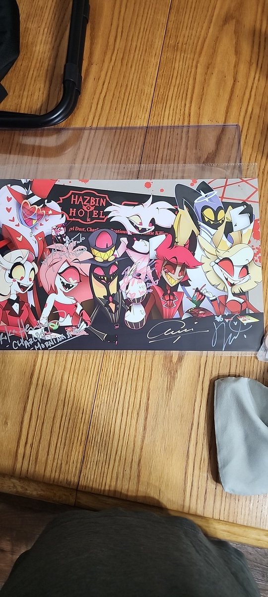CoupleANerdsPod's tweet photo. First day of #Sacanime 2024 Day 1! Some many signatures and getting to meet some awesome people! The #hasbinhotel cast were amazing! https://t.co/89BmJI9zfr