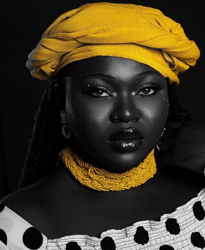 Vee_Stephans's tweet photo. Imagine her thanking South Africa🇿🇦 for the votes, the pain to the local faves that ate her crumbs....I yes you Queen 👑. She did nothing. She just showed up as her authentic self 🙌 https://t.co/BzmSiIDlaC