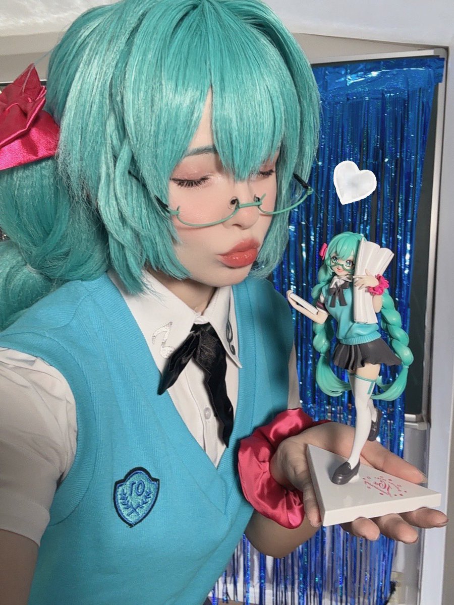 また一年🩵

#初音ミク誕生祭2024 https://t.co/T7E6JOeHYf
