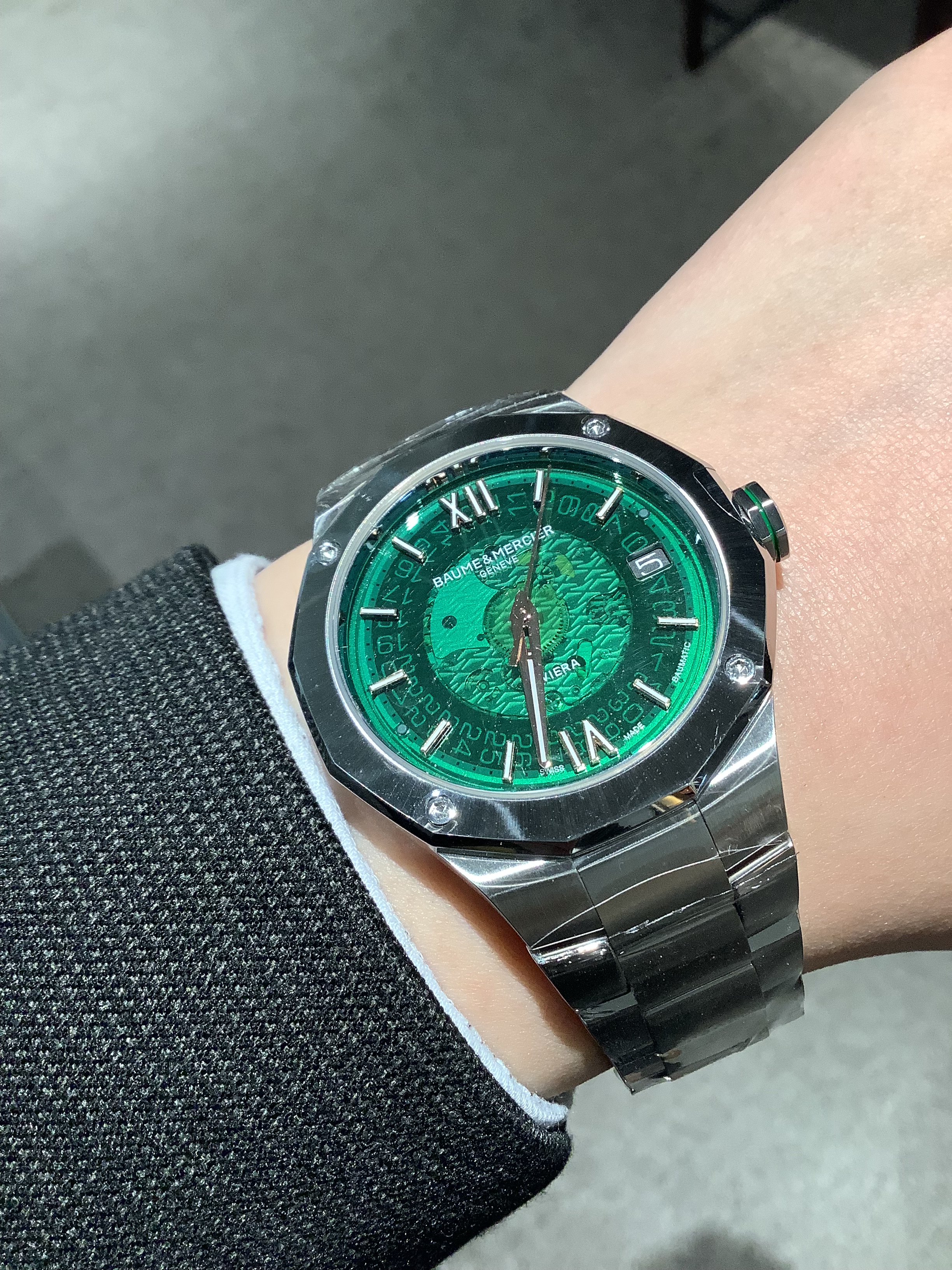 スモークツリー(mizu) 🧚🏼‍♀️ #生花新風体 #池坊 #ikenobo #スモークツリー #smoketree