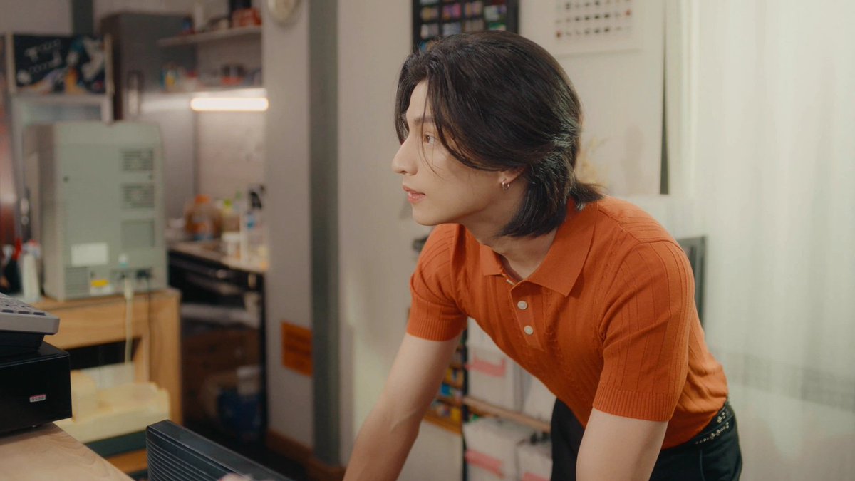 Gulfkanawutofc's tweet photo. โอ้วววว ~ หล่อมากกกกค่ะ 😍😹

GULF NEW SONG
#WITHYOU_MV https://t.co/Pz0SfI7MVv