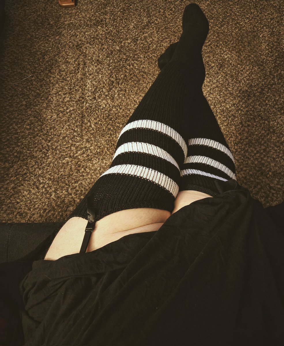 My Throne gift collections are so ✨️ aesthetic ✨️

Looking for a reason to treat yourself? 
  Show me how generous you can be by spoiling me first. I'll make sure your ego gets all the validation it needs! 🤭🩷🎀

View the new updates 🔗 ⤵️