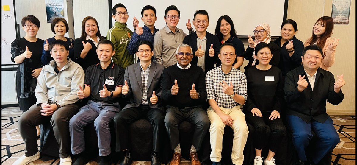 SamKurian_1's tweet photo. Had the distinct pleasure to be part of a three month ‘Strategic Leaders Programme’ for GM’s. They were from four core businesses of a diversified company. Kicked off a two day module for operational leaders to become strategic leaders driving change by leading self. https://t.co/5K7UhQIAyh