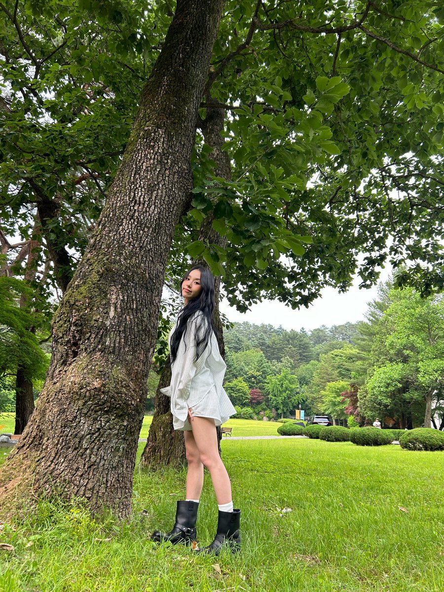 twenty9ayn's tweet photo. [🫧📸] • 1:20 PM KST https://t.co/suDsdyatc8