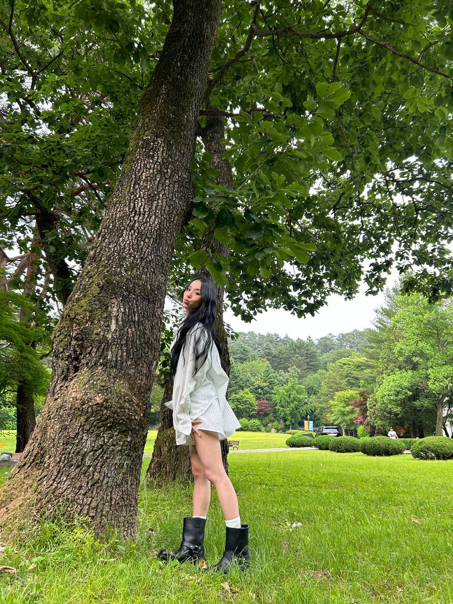 twenty9ayn's tweet photo. [🫧📸] • 1:20 PM KST https://t.co/suDsdyatc8