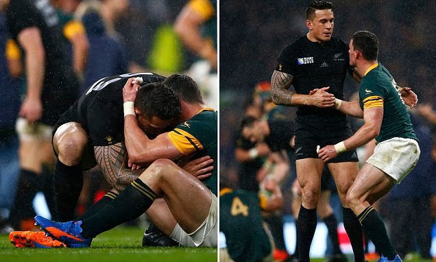ChalynRugby's tweet image. What most of the people don’t understand is that #RSAvNZL is all about respect. We both try to destroy each other on the field but once the game is done we both know we are the true greats of rugby.
So don’t compare this to El Classico or IND v PAK.
This is bigger than that 🙌🏻
