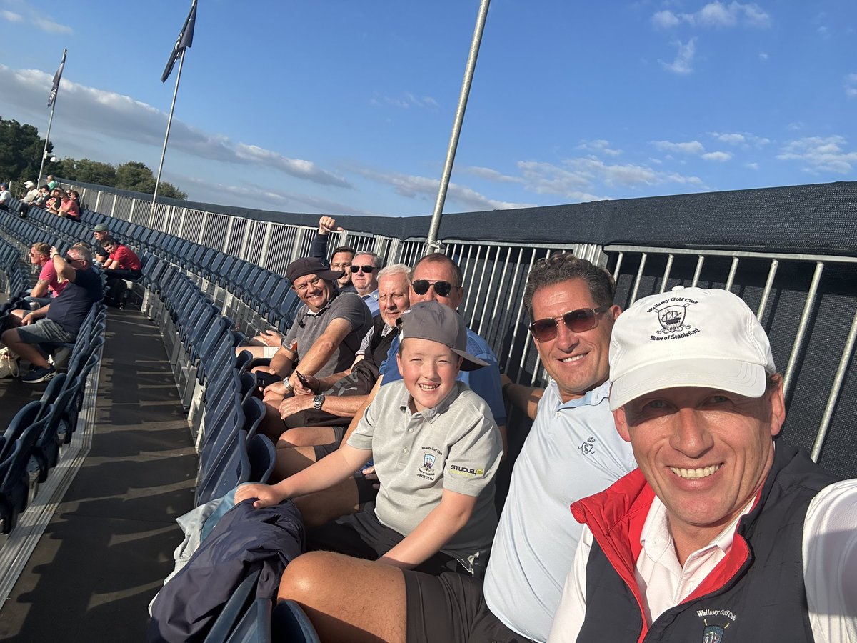 benkeegan75's tweet photo. Daniel loved being ‘one of the boys’ today with @TheBelfryHotel  for the British Masters hosted by @NickFaldo006 and it made his day when Big Al @AlexEvansGolf said hello to him while caddying for @PaulWaringGolf lol 😂 good luck over the weekend guys 😎🏌️‍♂️♥️ https://t.co/LeC8rOxhCx