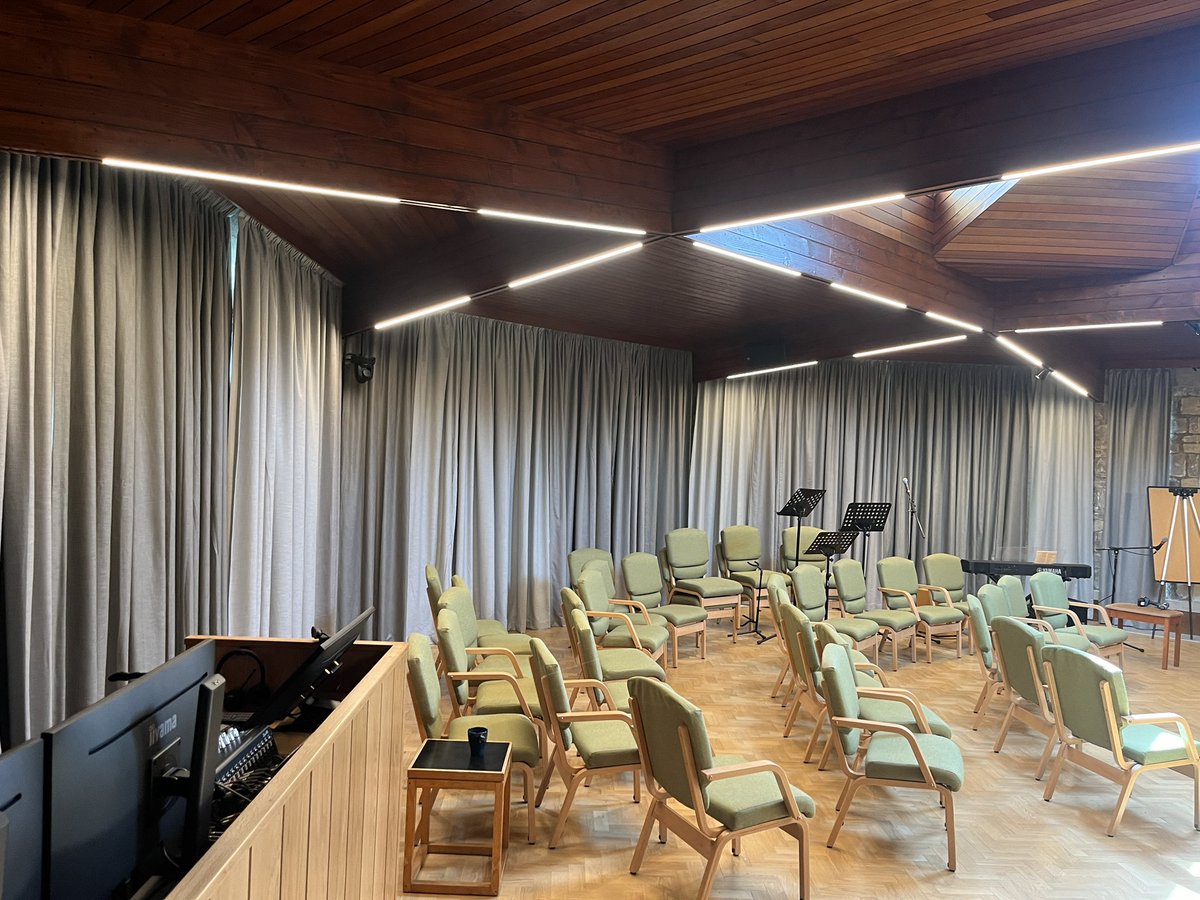ContractBlinds's tweet photo. Very nice curtain job at Scargill House https://t.co/kt1UHfTJcg