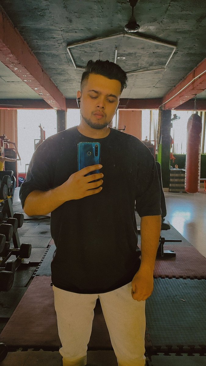 IamShatansh's tweet image. After a good workout 😌

#chestday #goodworkout #today #2024 #AugustDump