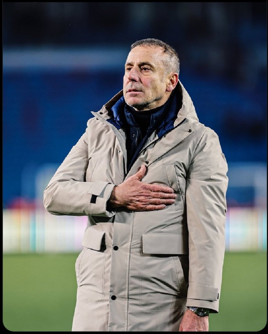 Eski trabzonspor lu olarak şunu söylemek isterim Tüm alacagın parayı son kuruşuna kadar al hakkımız helaldir sana seni yediler sende hakkın olan söke söke al paranı ye 
50 yıl daha şampiyonluk beklesinler ...