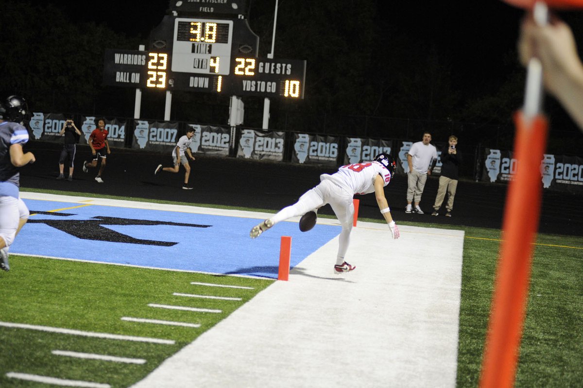 LBVPR Sports (@lbvpr) on Twitter photo <a href="/RamFBHC/">Coach Walters</a> <a href="/GEHS_Athletics/">Glenbard East Athletics</a> The winning TD; great footwork/body control. What a wild finish! <a href="/RamFBHC/">Coach Walters</a> <a href="/GEHS_Athletics/">Glenbard East Athletics</a> The winning TD; great footwork/body control. What a wild finish!