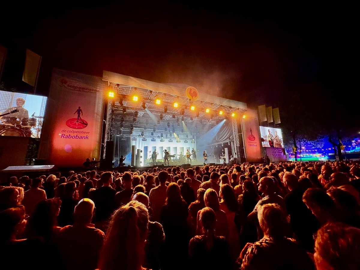 Lekker feestje hoor!
#DeHaanKraait #Stoppelhaene #Stoppelhaene2024 #SonMieux #JoostKlein #BoerHarm #Clouseau instagr.am/p/C_UqtpRNaSa/