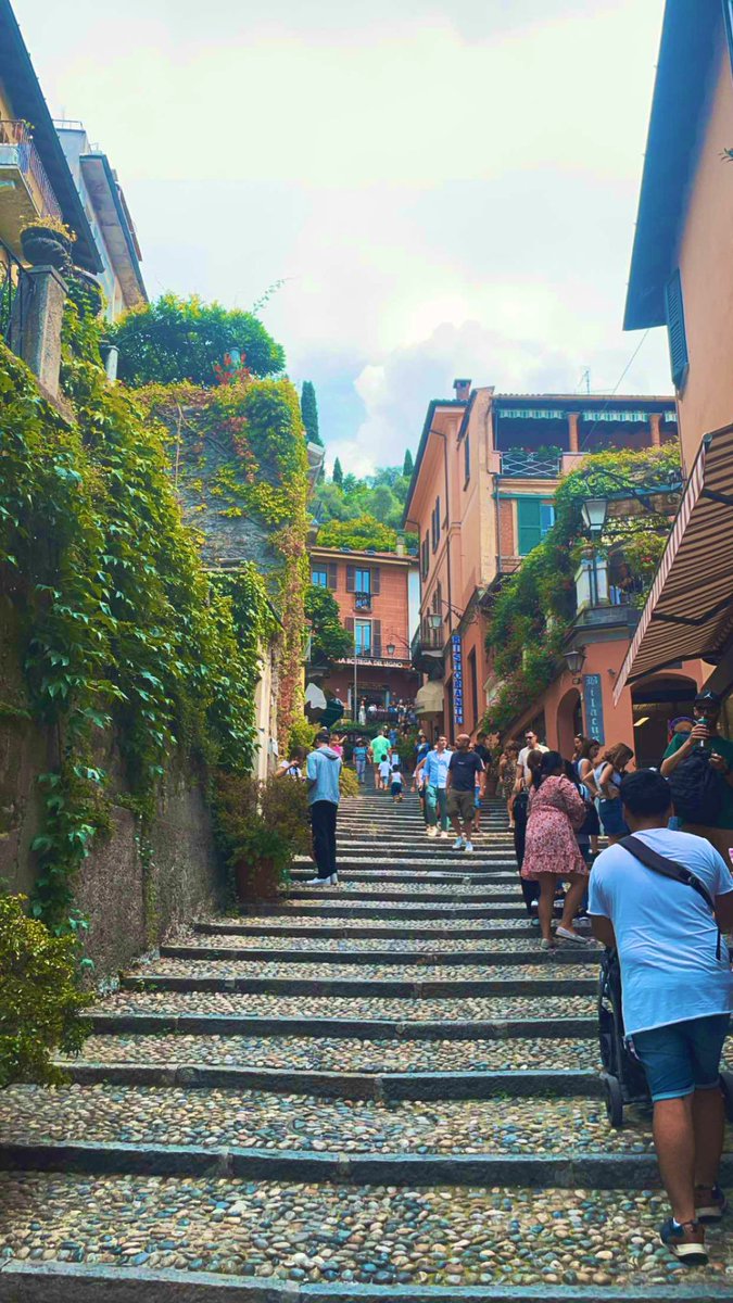 Nasq97's tweet photo. Italy 🇮🇹 https://t.co/H0a7hahW7Z