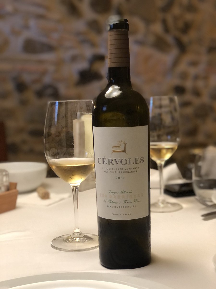 Daniwines86's tweet photo. @restaurant_marangels Restaurante de buen producto de mercado y excelente carta de vinos sitiuado a 10 minutos de Girona 🚀

#cocina #cuina #gastronomia #degustacion #catadevinos #tastdevins #wine #vi #vino #tomascusine #cervoles https://t.co/7JHRrlLIl5