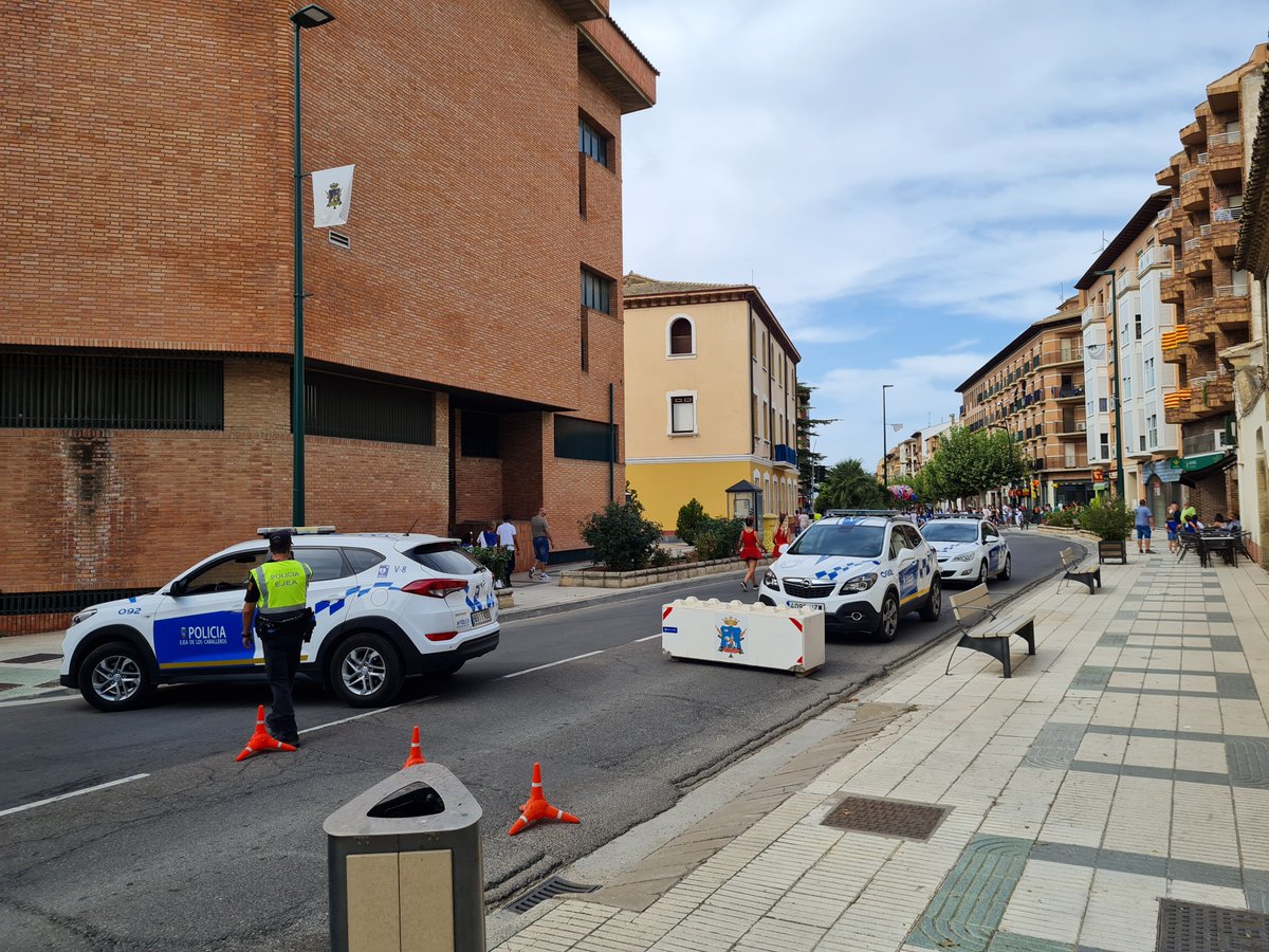 Policía Ejea tweet media