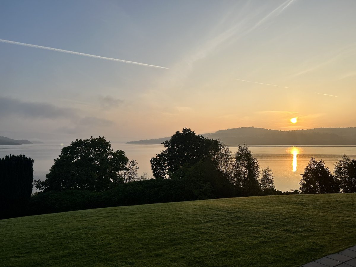 What a view this morning to wake up to, cant wait to get into the water later for the <a href="/goswimbritain/">@goswim</a>