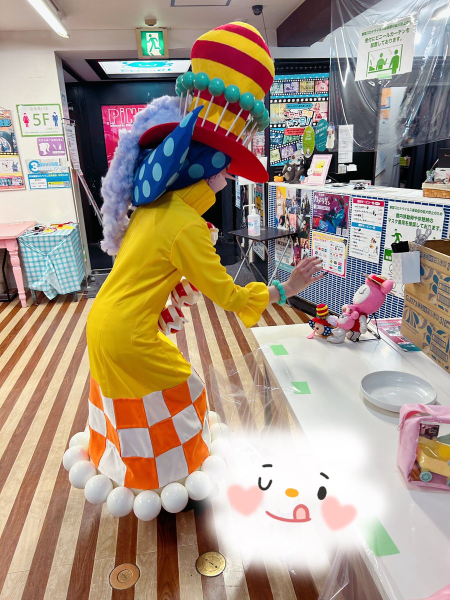 M_mendako's tweet photo. #レイヤーさんはコスプレの時のオフショットを晒して下さい https://t.co/SlWxunr2I8
