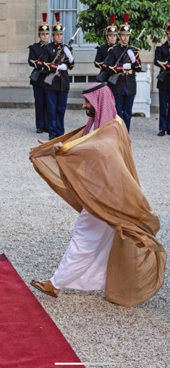 ALNASSER9594's tweet photo. "لك الغلا والسمع والطاعة
تامر فداك أرواحنا تامر

ما يغرق اللي بشتك شراعه
والدار يا محمد بك تفاخر"

⁧#محمد_بن_سلمان_بن_عبدالعزيز⁩ 
 ⁧#ولي_العهد_39_عام⁩
 ⁧#ميلاد_ولي_العهد⁩ 
⁧#المملكة_العربية_السعودية⁩ 🇸🇦
