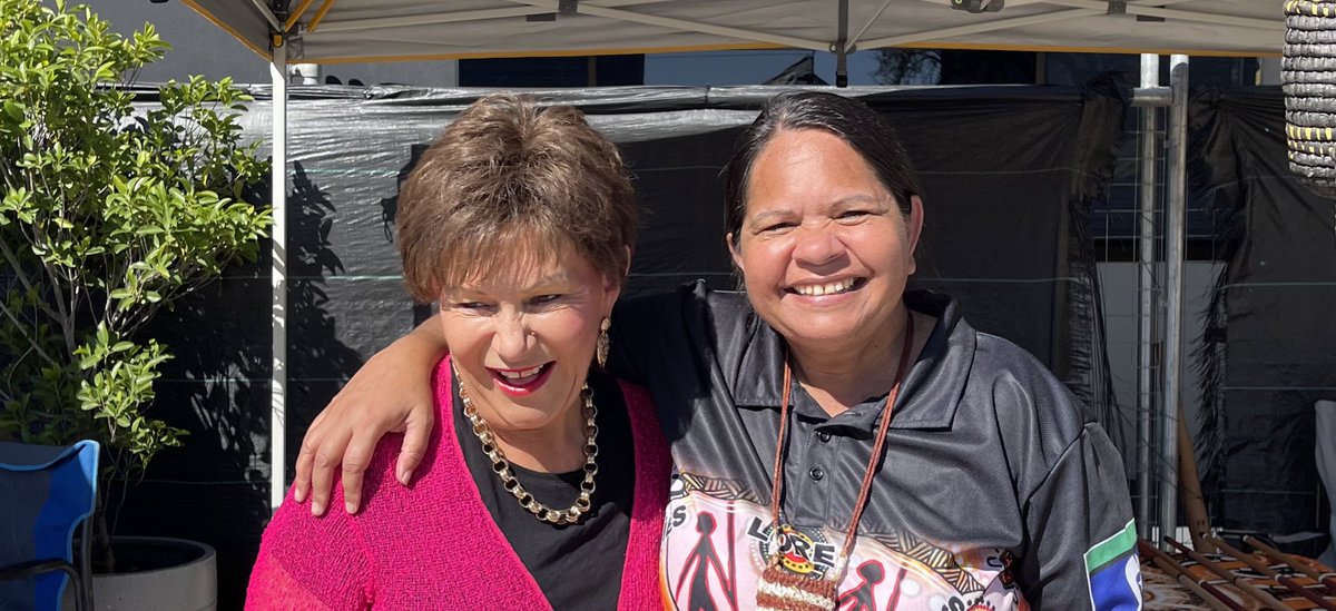 BronFredericks's tweet photo. Always great to see & have a laugh with Rosie Lang! Thank you Rosie from Culturally Informed Practice & all stall holders & performers at the Indigenous Wild Foods Cultural Festival, #Bundamba, #Ipswich. Thanks to We Care & team for organising & @IpswichCouncil for sponsoring! https://t.co/qAZhxEcriK