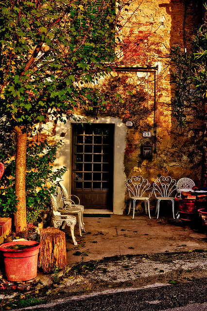 JasonAMyers's tweet photo. Patio, Tuscany, Italy #Patio #Tuscany #Italy https://t.co/m4h9t9s8B1 https://t.co/DkI1Cumzyo