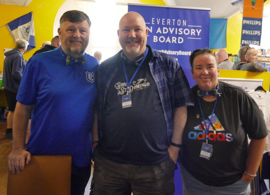 EFC_FanAdvisory's tweet photo. Today at Goodison is all about SuperKev 💙💙💙

We will be in St Luke's (complete with dickie-bows!) hosting our FAB Drop-Ins until 30 minutes before kick-off if you want to come and talk about Kev or anything else Everton-related.

#RIPSuperKev 💙 https://t.co/Kr8WYYEZf7