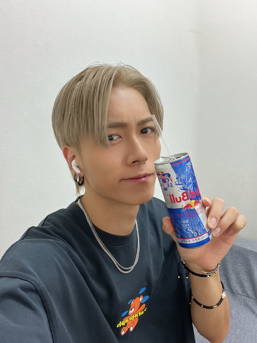 mototsugu_coolx's tweet photo. 皆様今日もお疲れ様です🫡
レッドブル毎日生活そろそろやめます

E/N next ⇨9/8仙台

Cool-Xと牛タンを同時に堪能できるなんて一石二鳥すぎるので皆様お待ちしてます

絶対来るべきよ👙💜

https://t.co/xfr00xYSJe https://t.co/yNyJm9R4ES